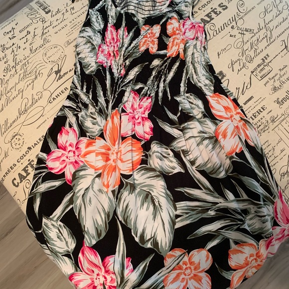 SOLD Croft & Barrow ladies calf length midi sleeveless dress - Picture 3 of 12